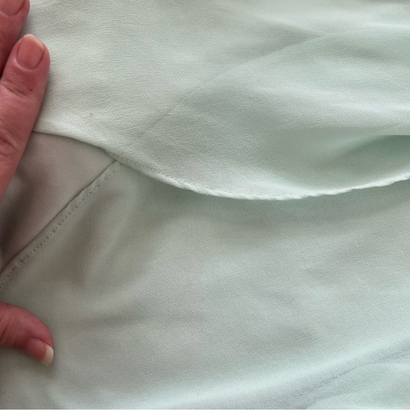 Green Sequin Sleeveless Blouse - Express - Sz Small - Picture 6 of 9